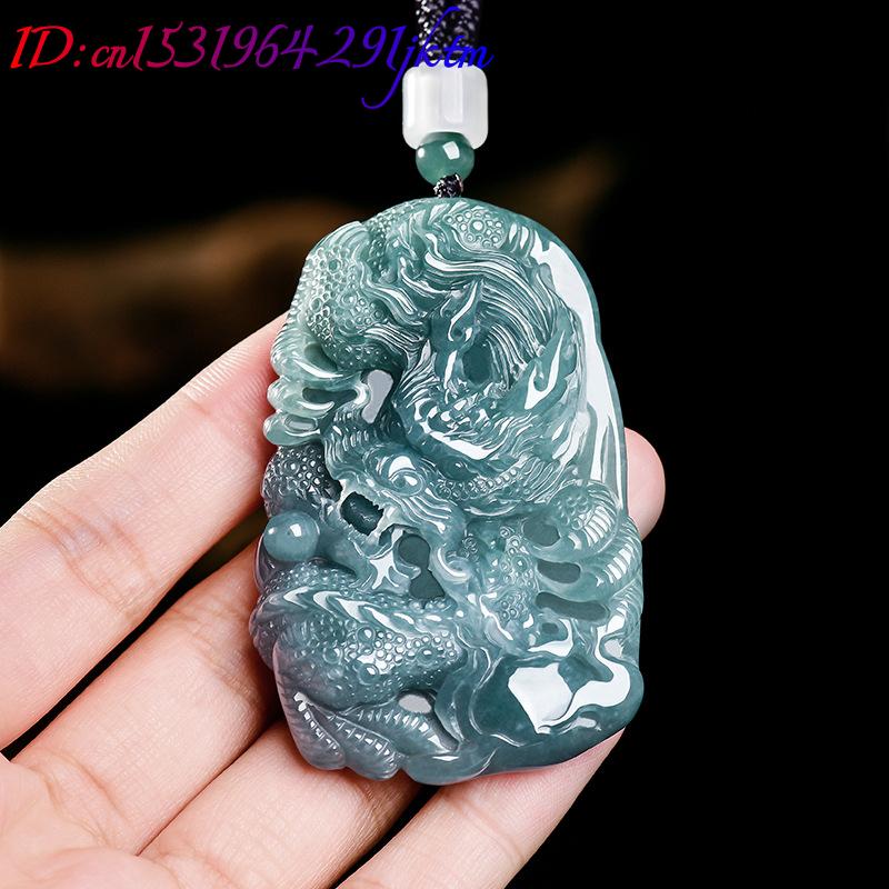 Natürliche burmesische Jadeit- – Women'S Accessories Designer Bewertung und Preis